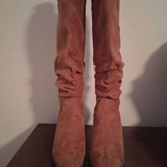 Wide Calf Knee high boots - Picture 2 of 7